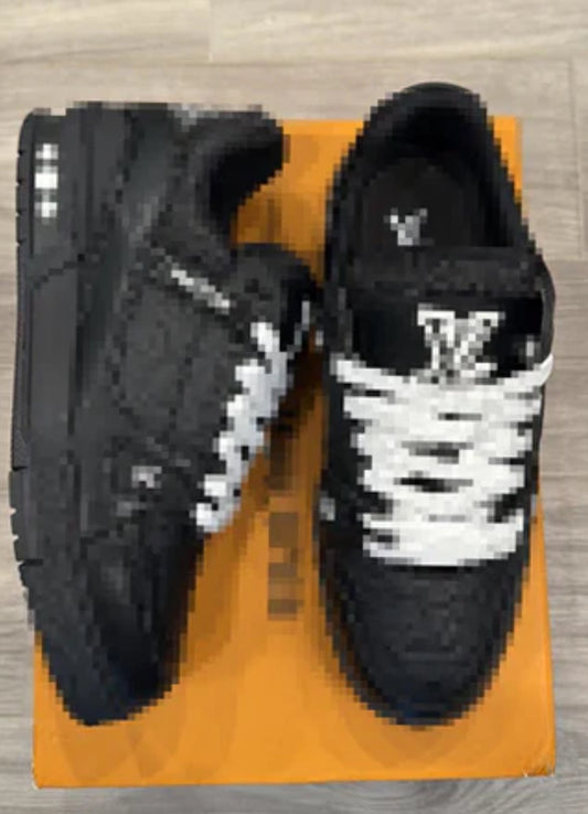 Trainer (Black)