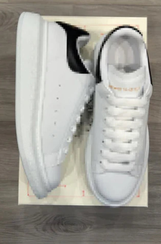 (AM) White